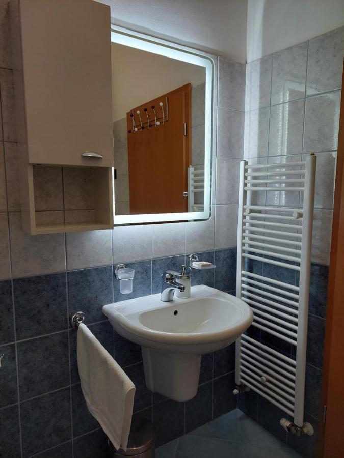 Studio Apartman Kiara Задар Экстерьер фото